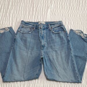 Abercrombie & Fitch The Ankle Straight Ultra High Rise Jean Size 31/12